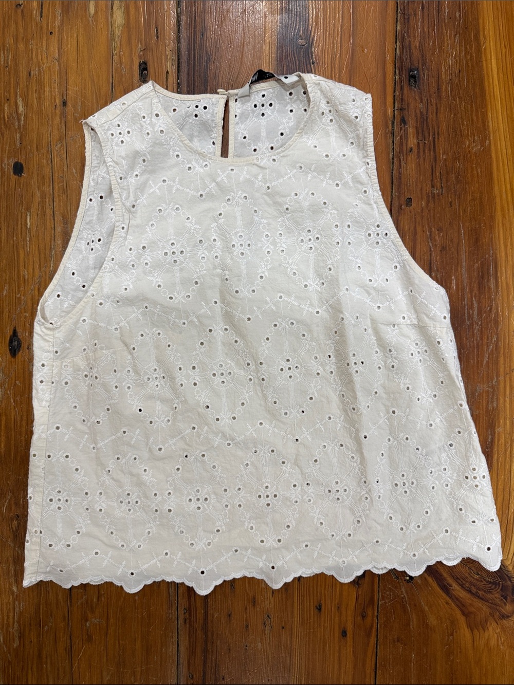 Zara White Eyelet Sleeveless Camisole Size Large